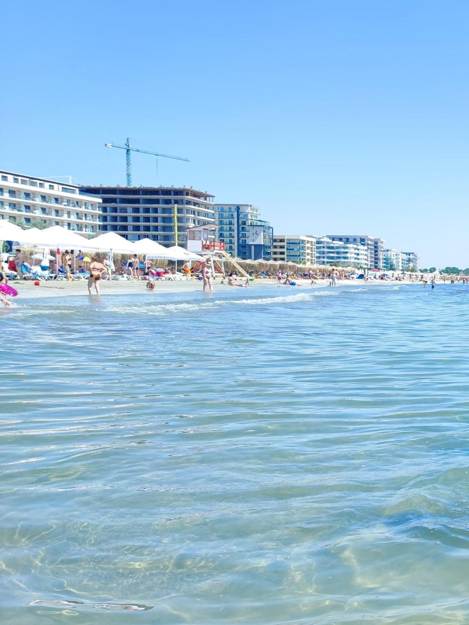 Apartament Studio Teo Blue In Mamaia Nord Navodari Bagian luar foto